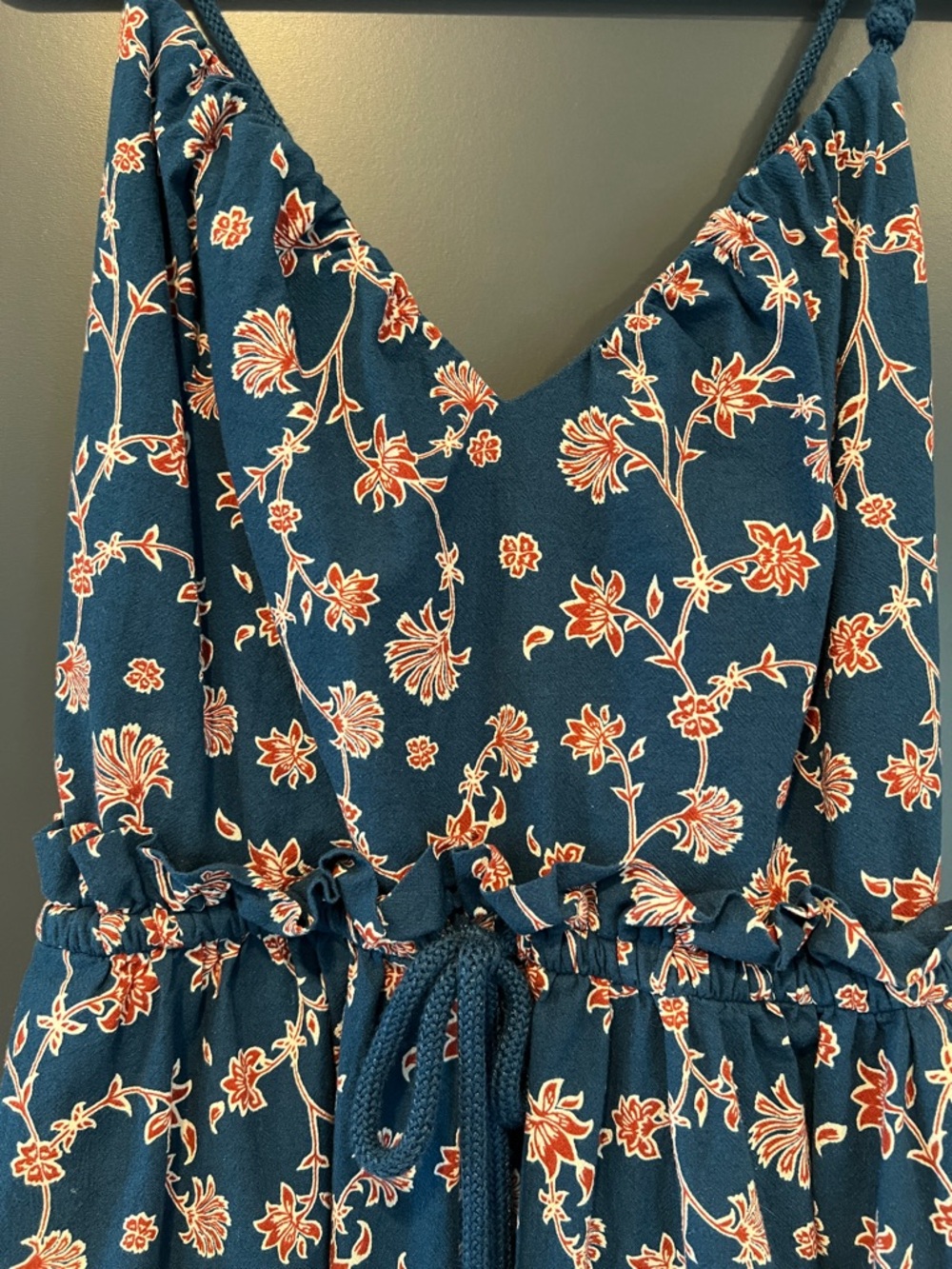 Floral Maxi Dress with Adjustable Straps and drawstring waist - Picture 7 of 9